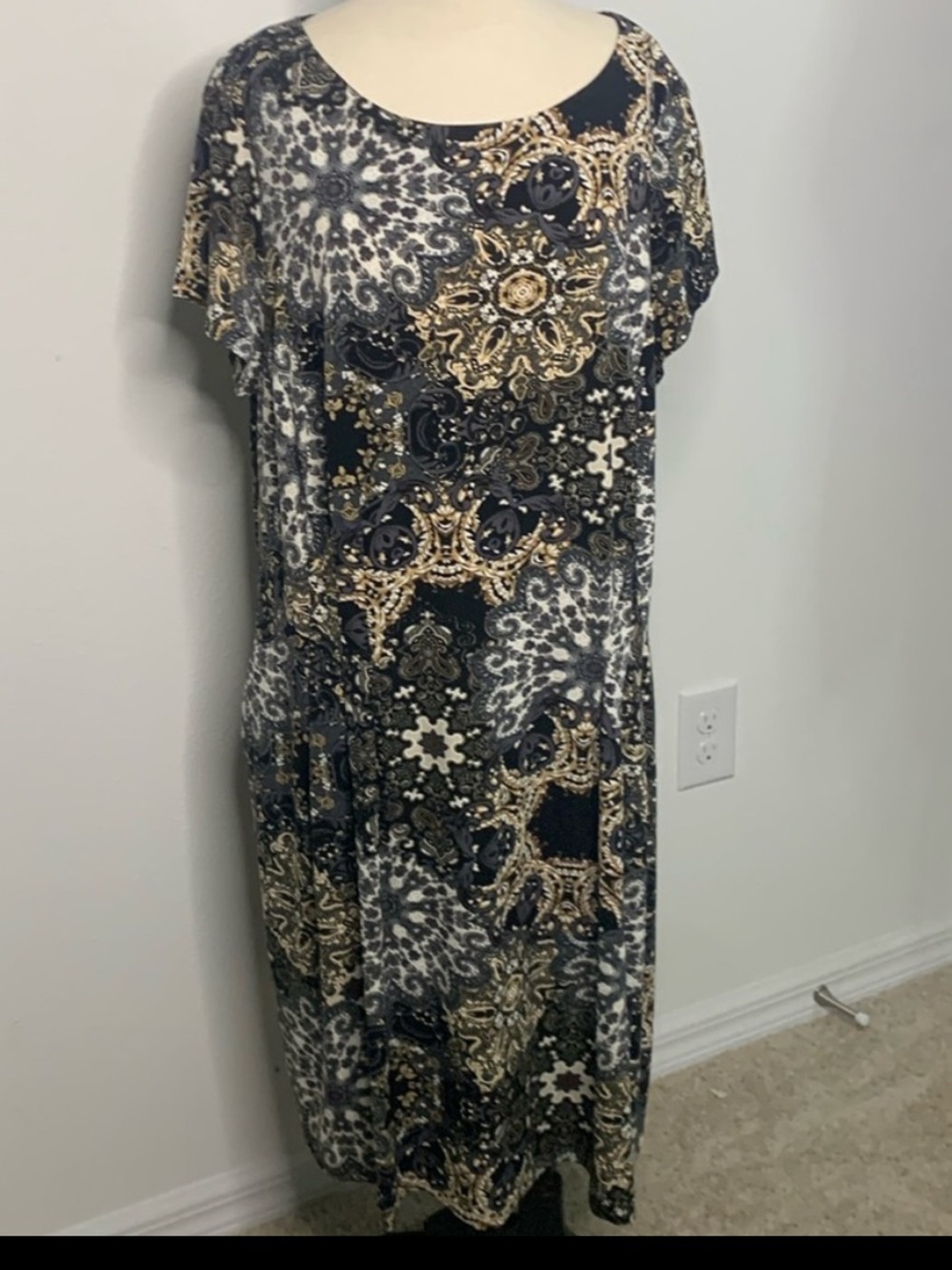 Connected appreal Dress large pattern through short sleeve 18W NWT mult color